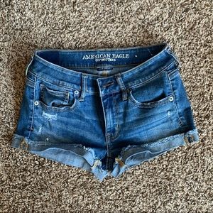 American Eagle Size 2 Jean Shorts